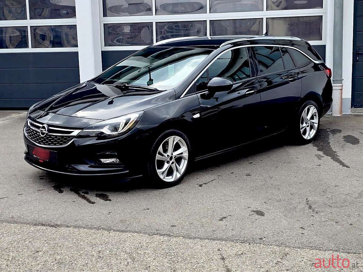 2019' Opel Astra photo #1