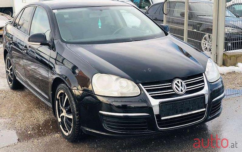 2005' Volkswagen Jetta photo #1