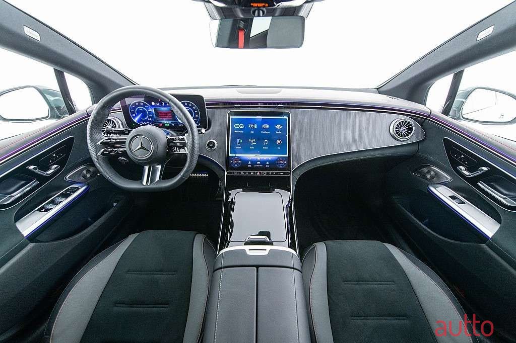 2023' Mercedes-Benz EQE photo #4