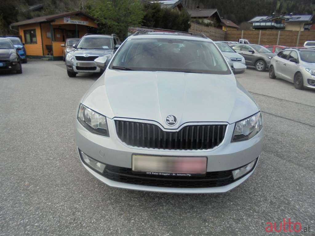 2017' Skoda Octavia photo #2