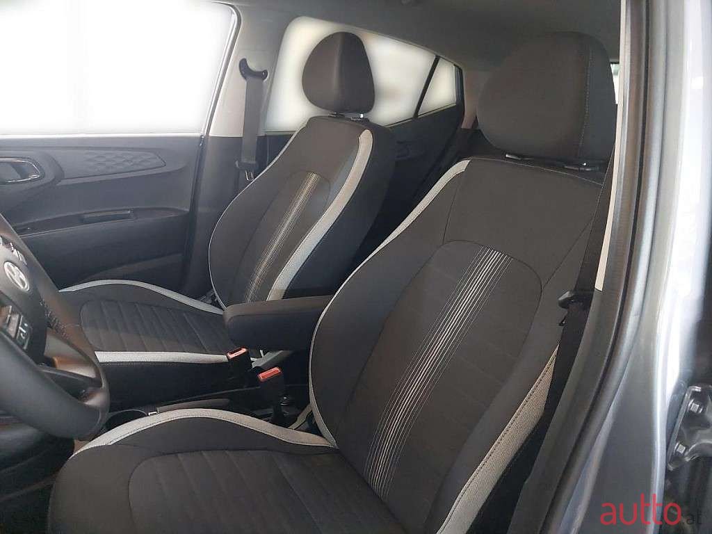 2023' Hyundai i10 photo #5