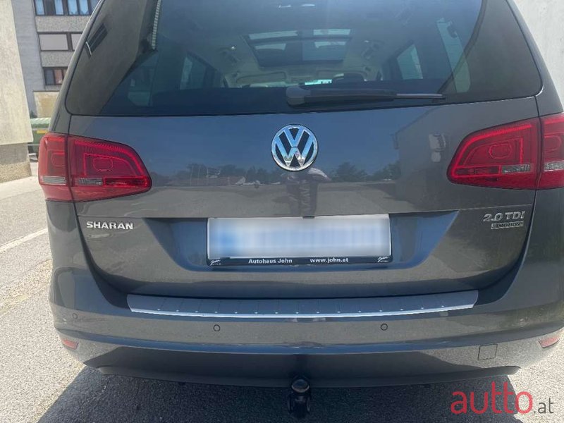 2014' Volkswagen Sharan photo #5