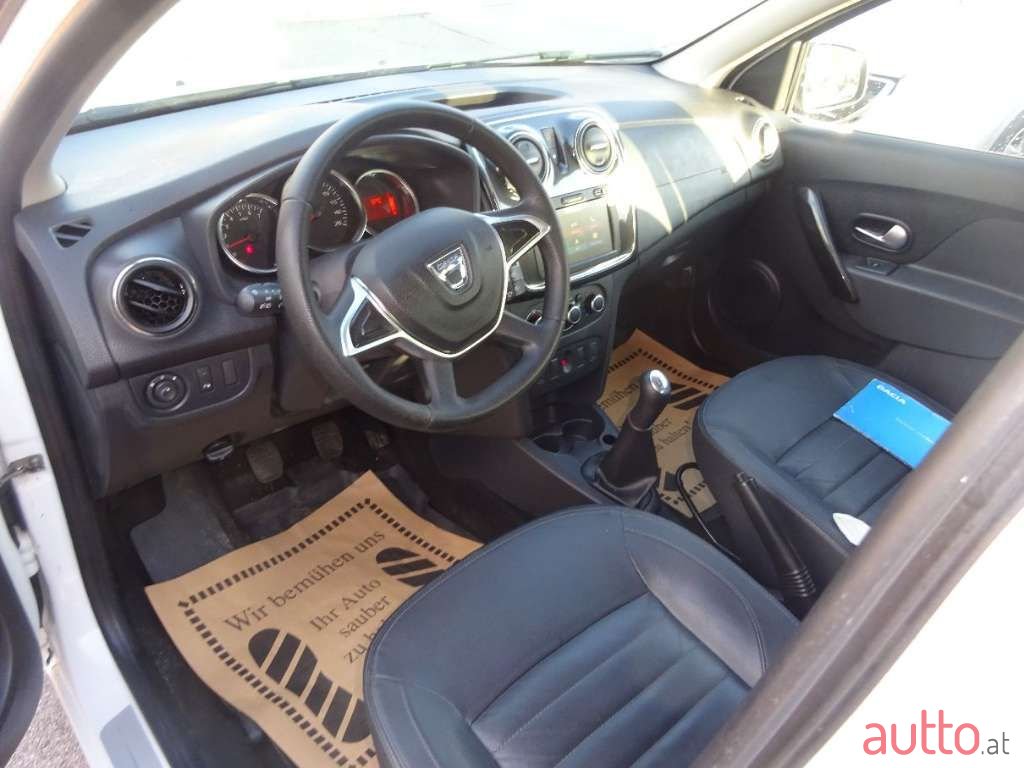 2019' Dacia Logan photo #3