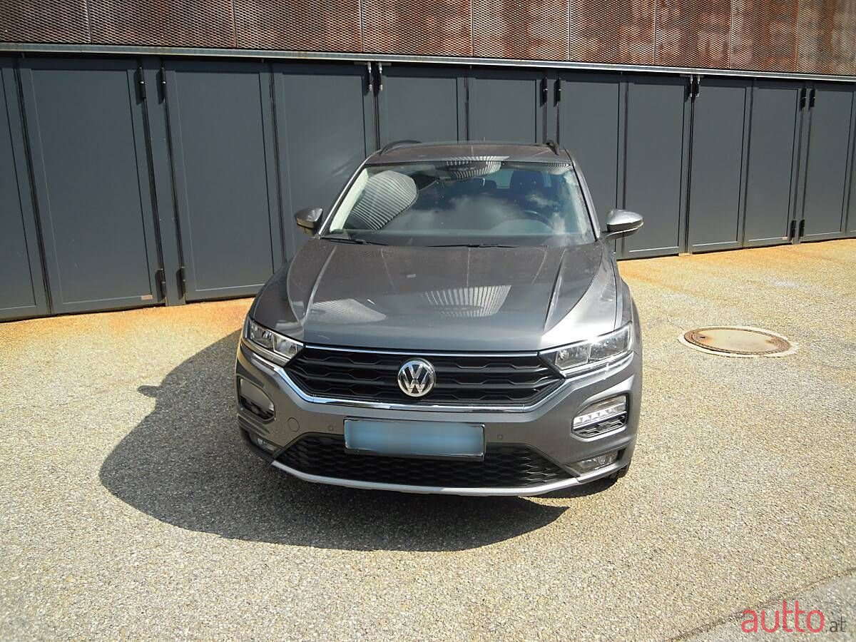 2018' Volkswagen T-Roc photo #4