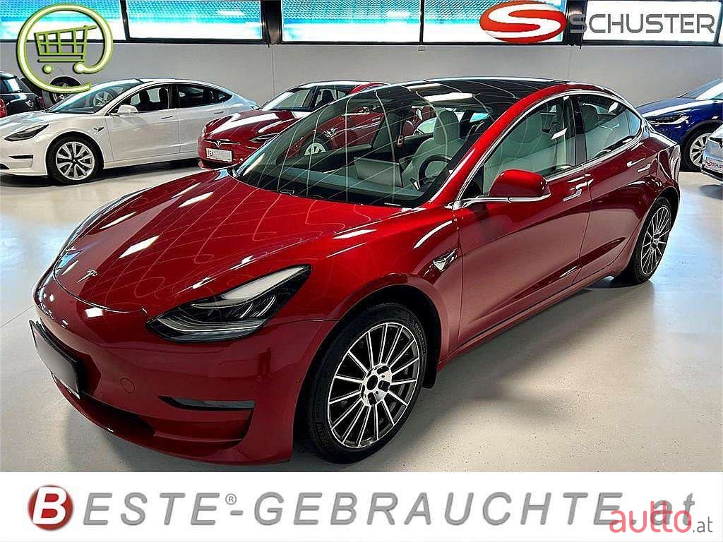 2019' Tesla Model 3 photo #2