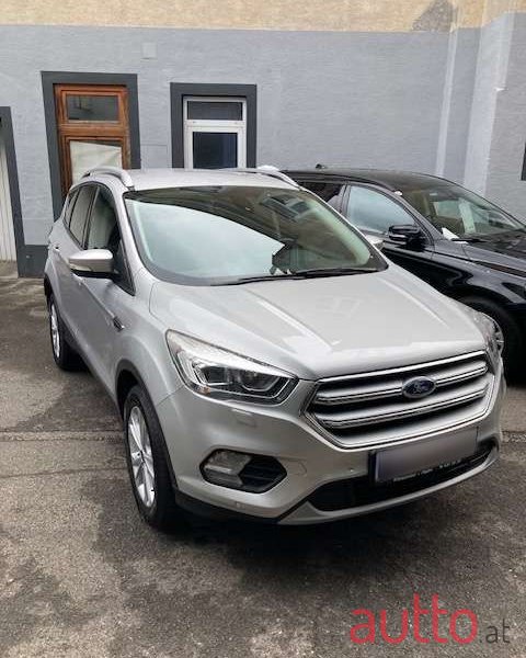 2018' Ford Kuga photo #2