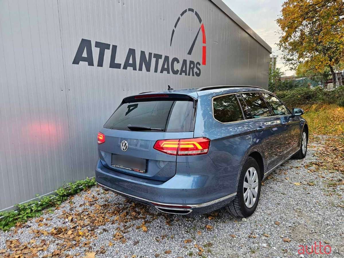 2017' Volkswagen Passat photo #3