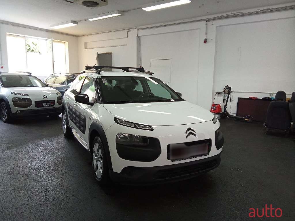 2014' Citroen C4 Cactus photo #4