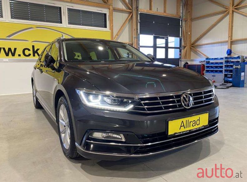 2018' Volkswagen Passat photo #1