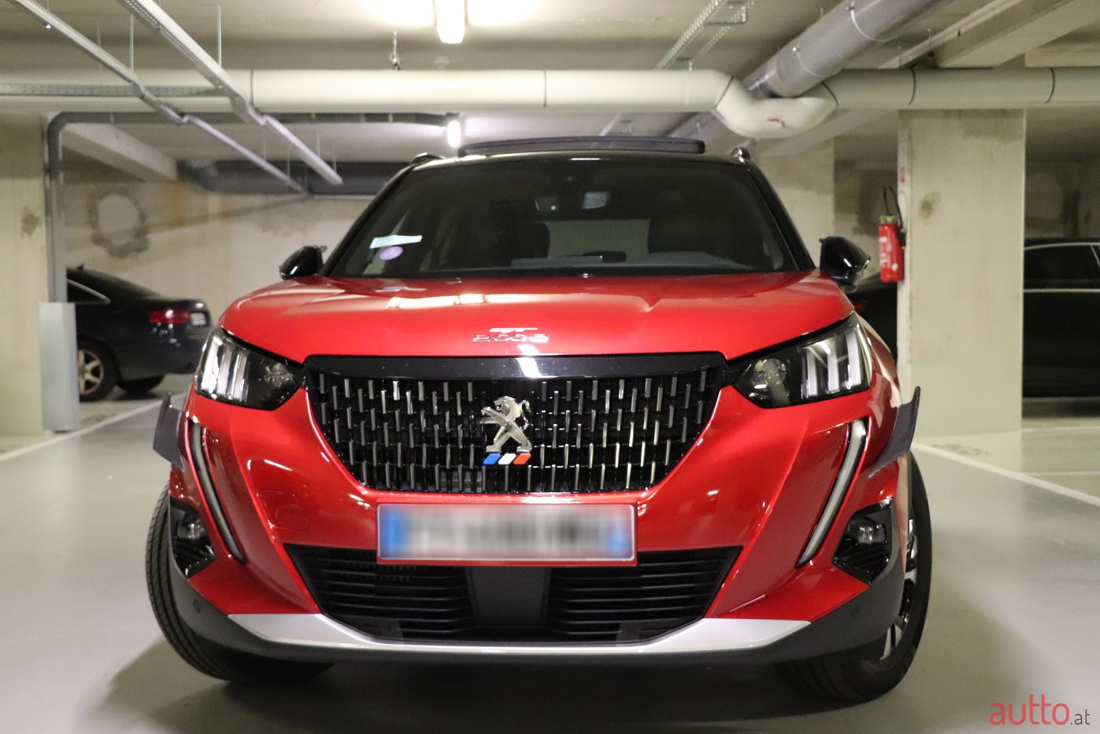2021' Peugeot 2008 GT photo #3