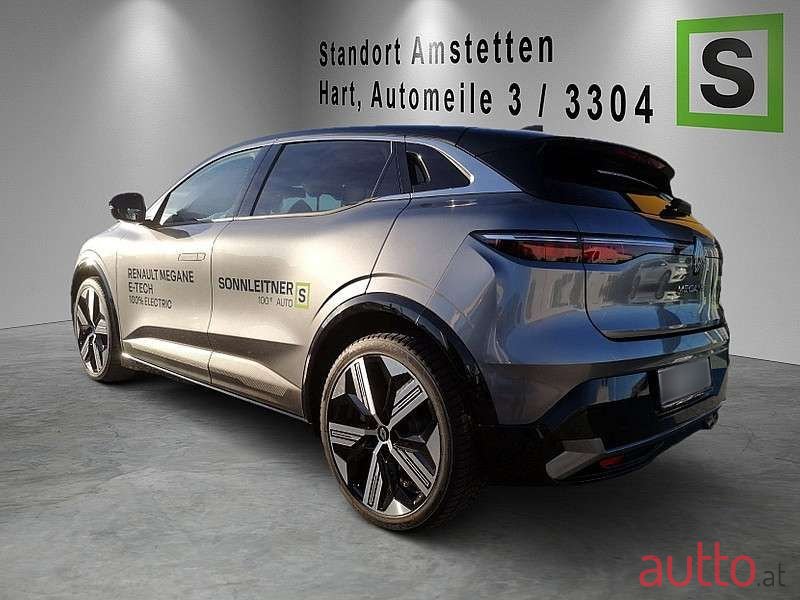 2023' Renault Megane photo #2