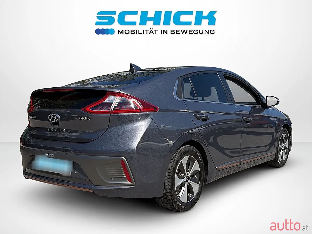 2019' Hyundai Ioniq photo #4