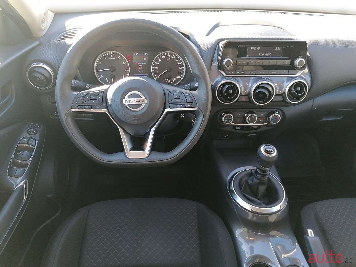 2021' Nissan Juke photo #6