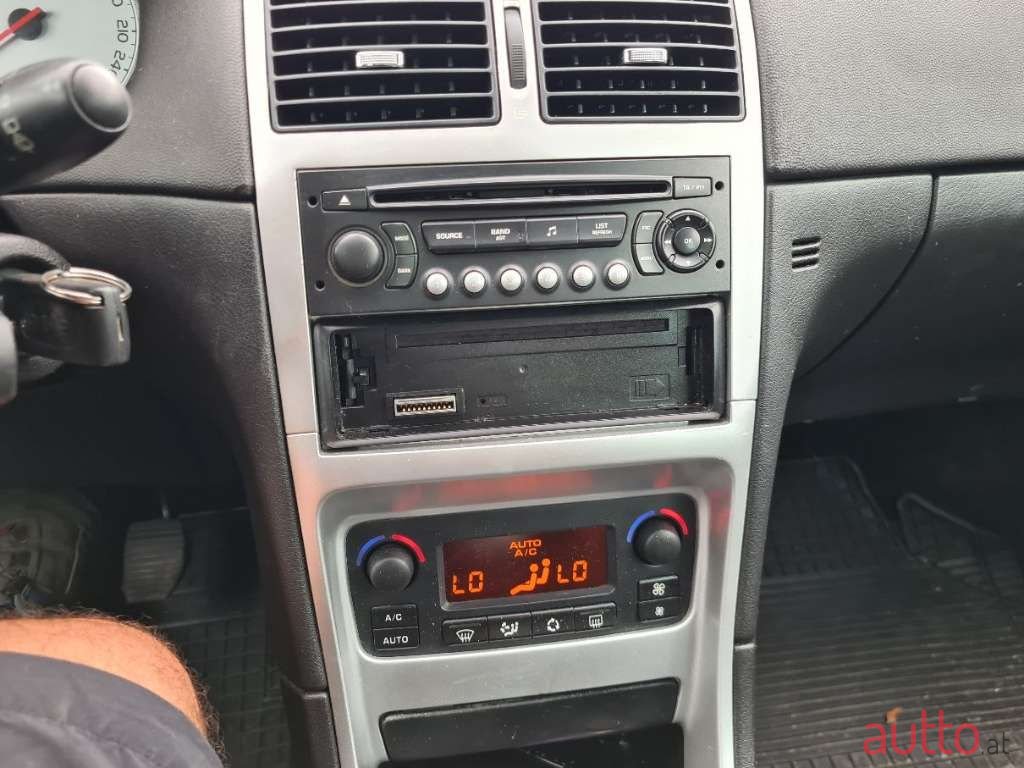 2006' Peugeot 307 photo #2