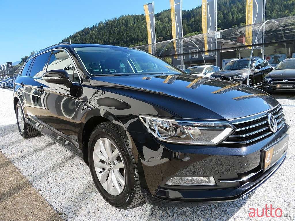 2019' Volkswagen Passat photo #3