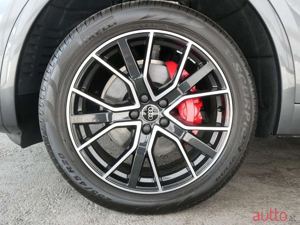 2024' Audi Q5 photo #5