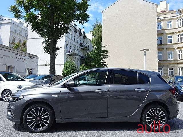 2021' Fiat Tipo photo #2