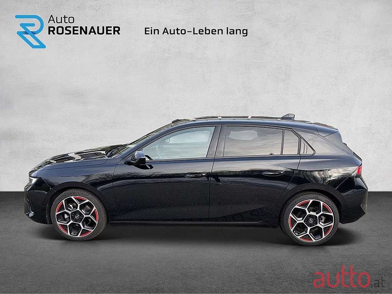 2022' Opel Astra photo #6