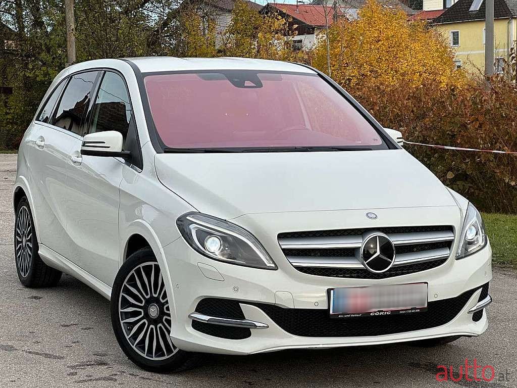 2016' Mercedes-Benz B-Klasse photo #2