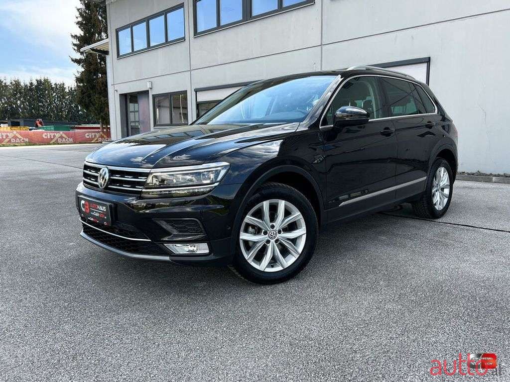 2016' Volkswagen Tiguan photo #1