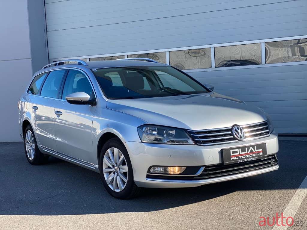 2013' Volkswagen Passat photo #2