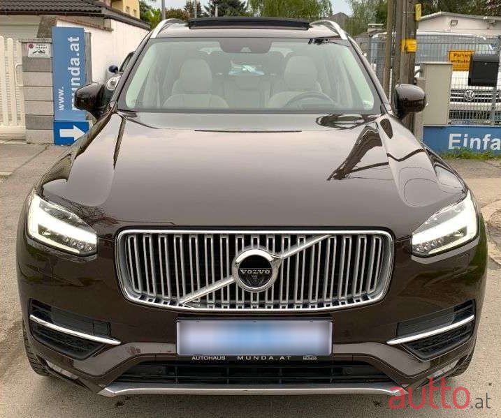 2019' Volvo XC90 photo #2