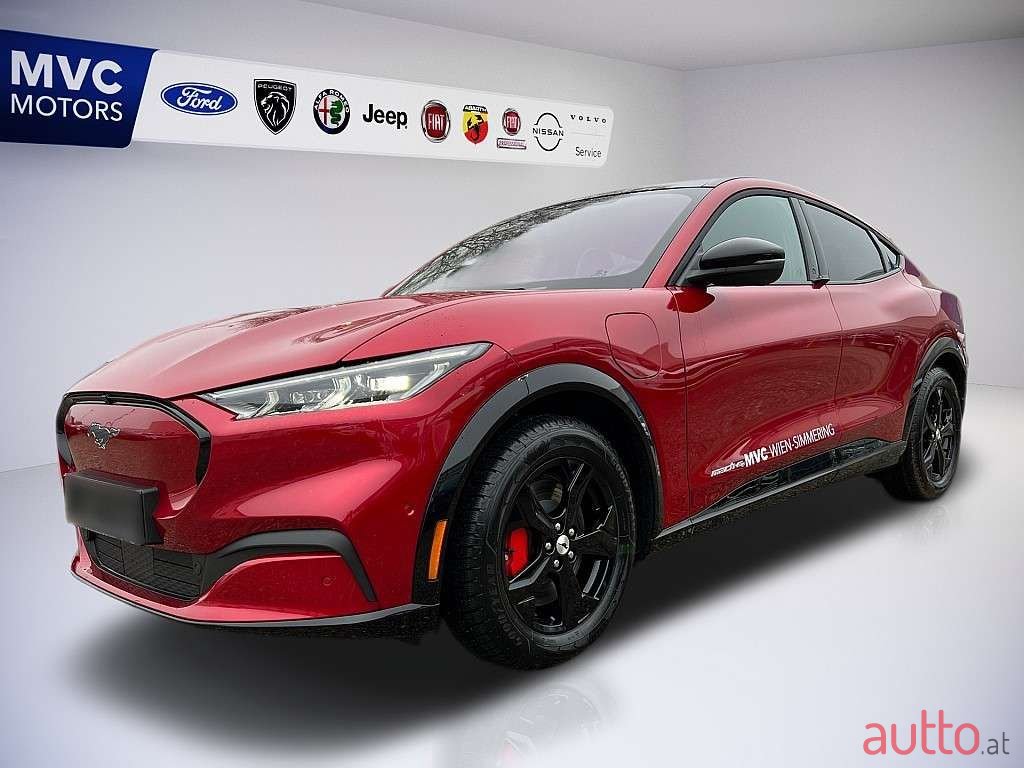 2022' Ford Mustang Mach-E photo #2