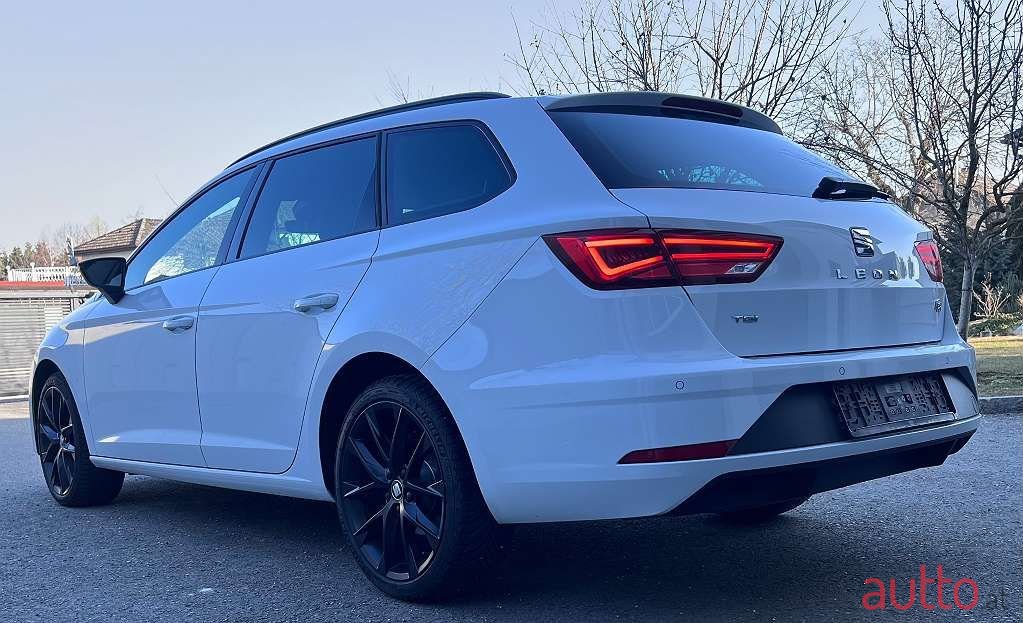2020' SEAT Leon photo #4