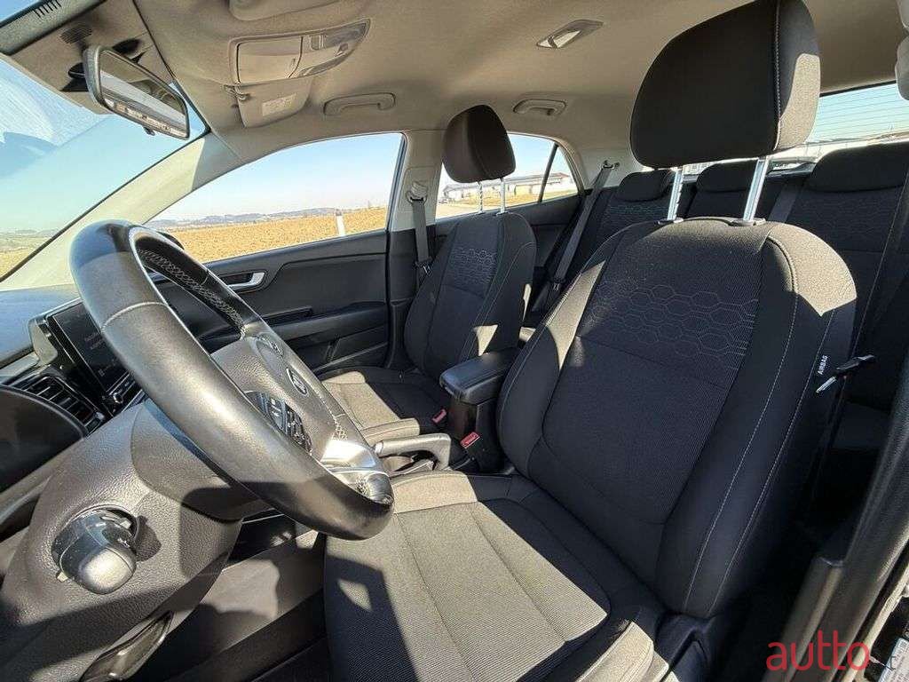 2021' Kia Rio photo #6