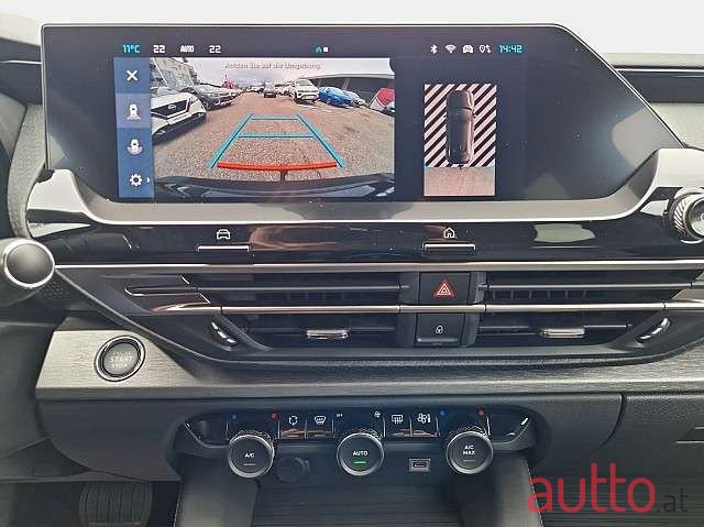 2023' Citroen C5 X photo #3