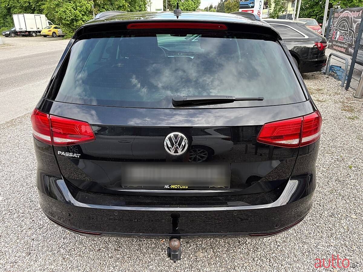 2019' Volkswagen Passat photo #6
