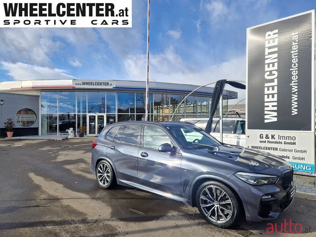 2019' BMW X5 photo #1