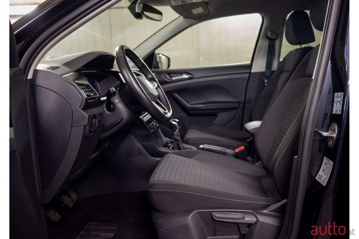 2023' Volkswagen T-Cross photo #6