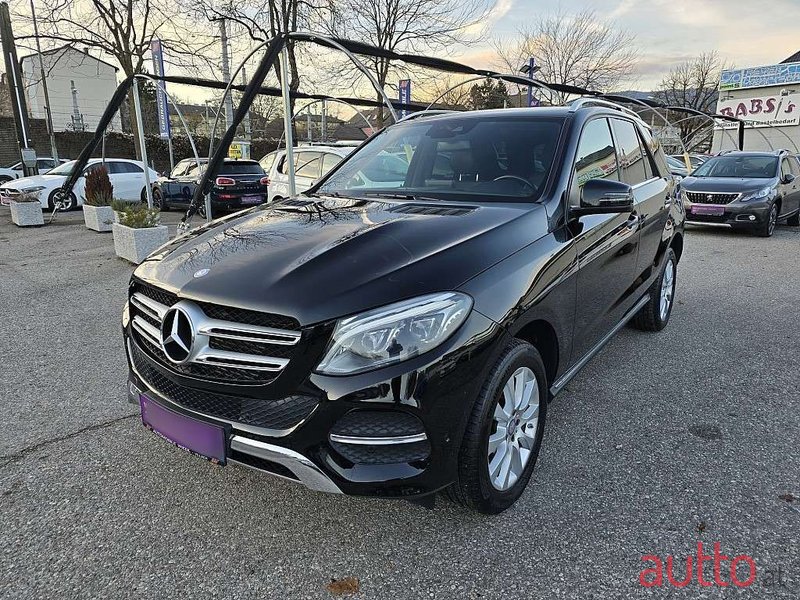 2017' Mercedes-Benz Gle-Klasse photo #1