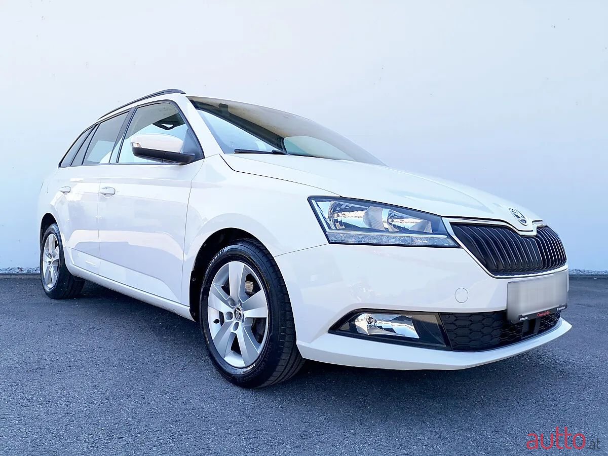 2021' Skoda Fabia photo #5