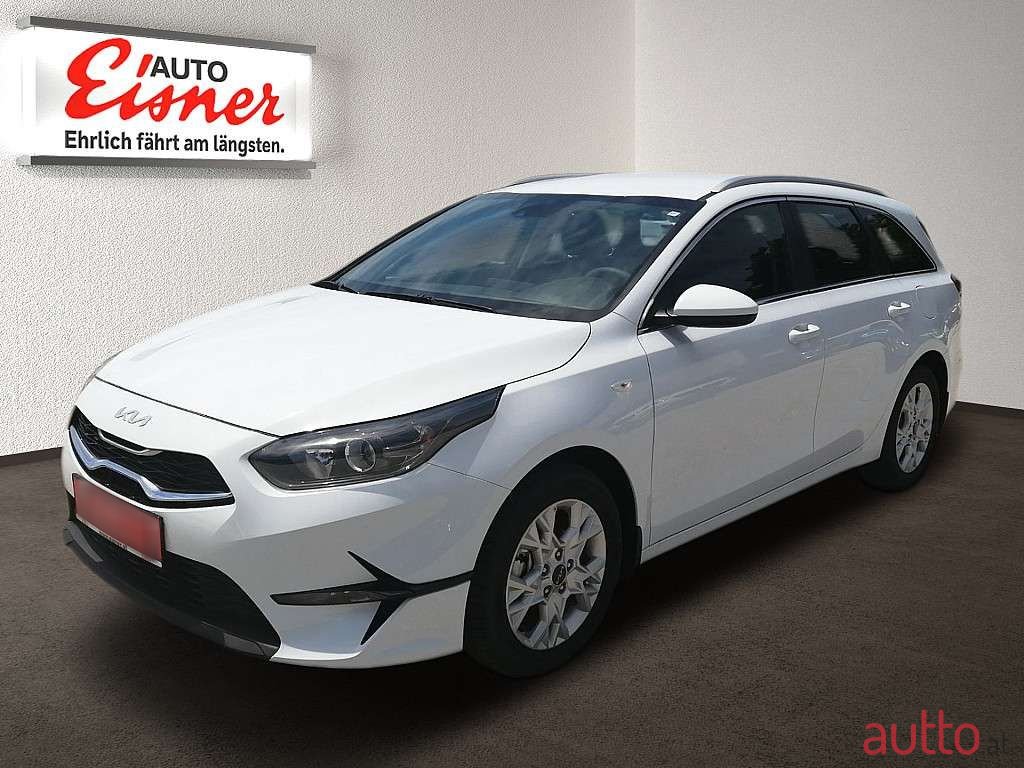 2022' Kia Ceed photo #2