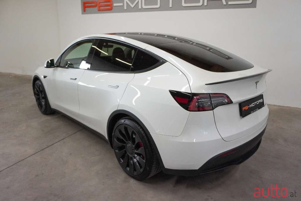 2022' Tesla Model Y photo #4