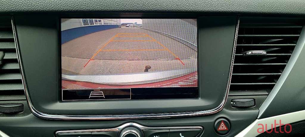 2020' Opel Astra photo #5