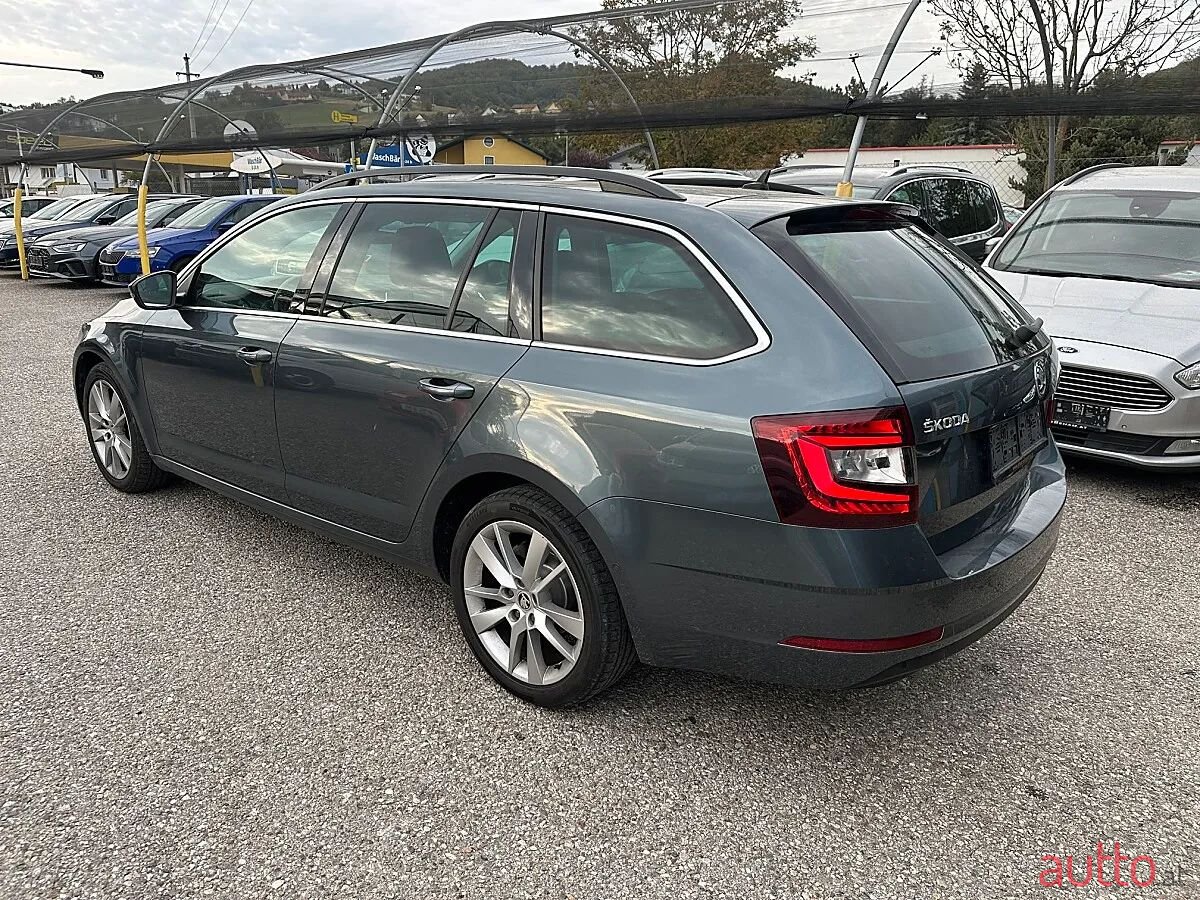 2019' Skoda Octavia photo #4