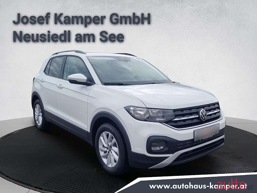 2023' Volkswagen T-Cross photo #2