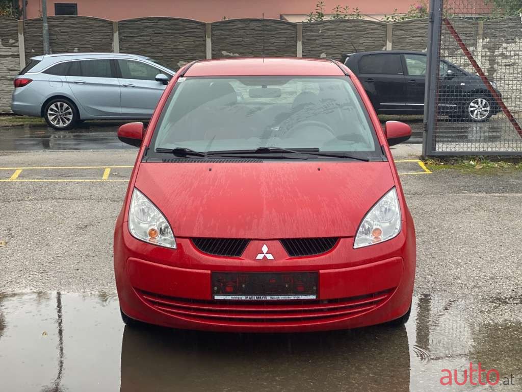 2008' Mitsubishi Colt photo #3