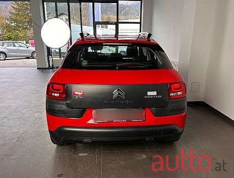 2017' Citroen C4 Cactus photo #5