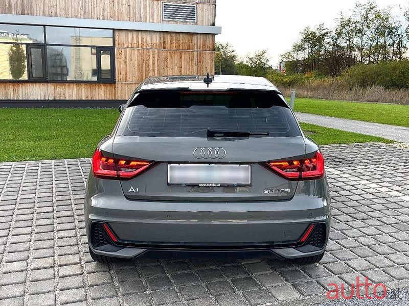 2018' Audi A1 photo #5