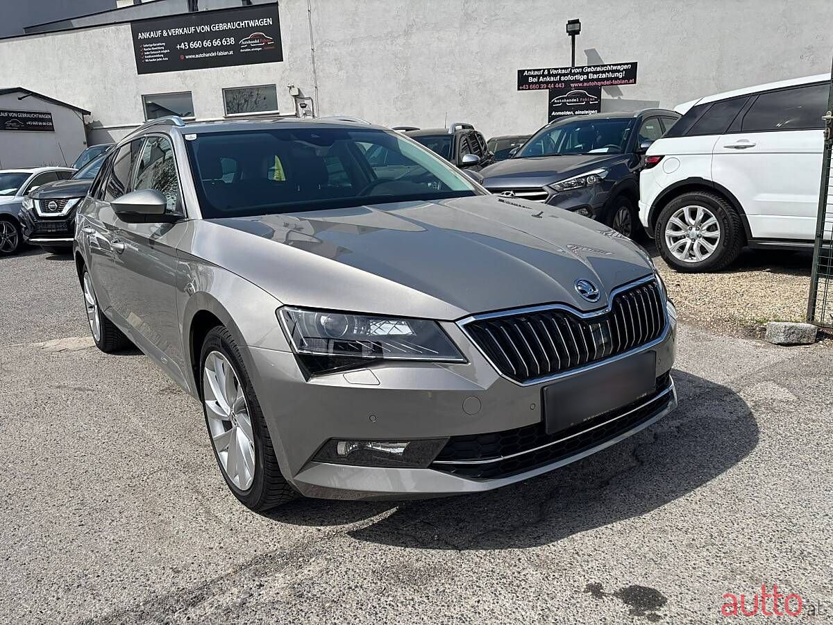 2015' Skoda Superb photo #1