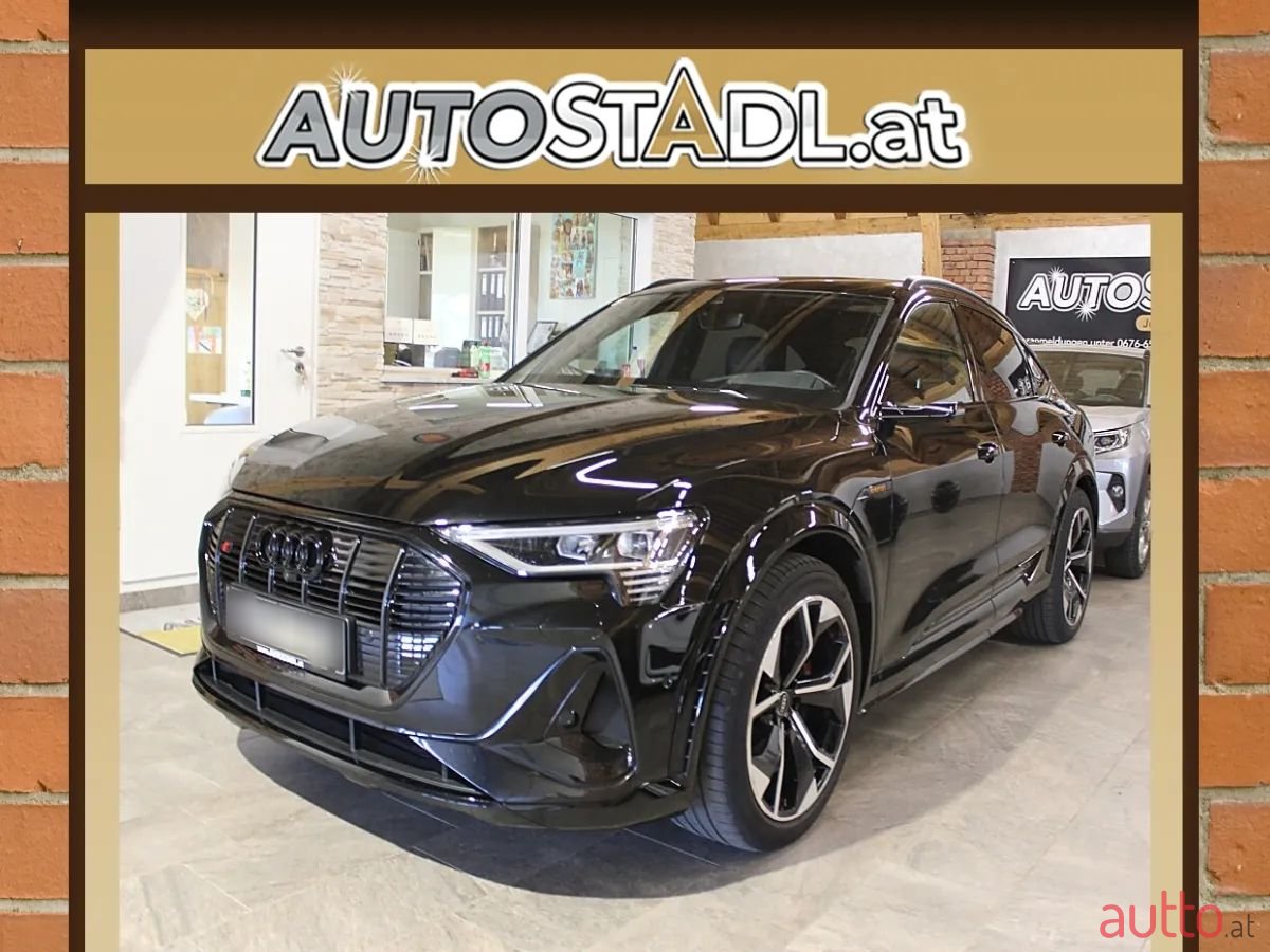 2022' Audi e-tron photo #1