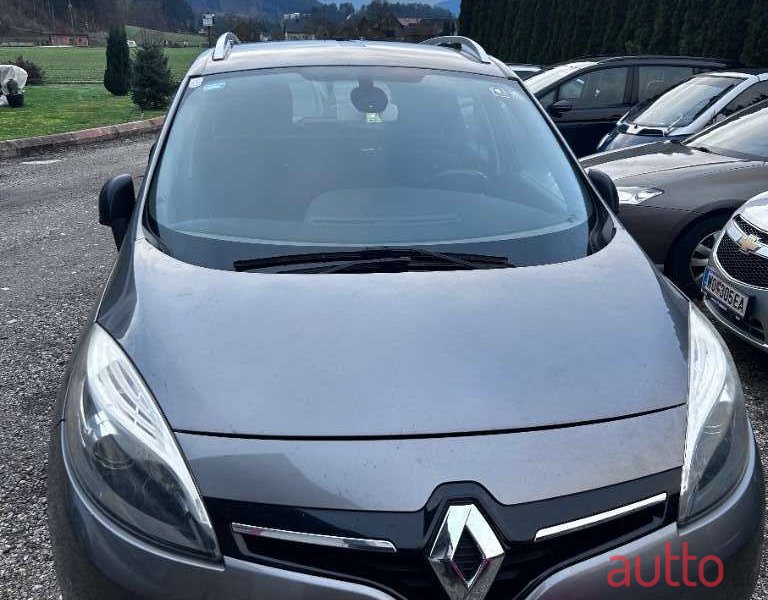 2016' Renault Scenic photo #2