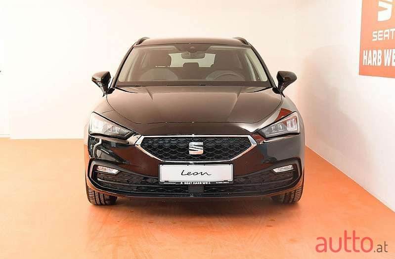 2020' SEAT Leon photo #2