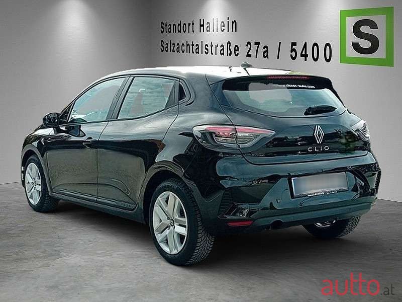 2024' Renault Clio photo #3