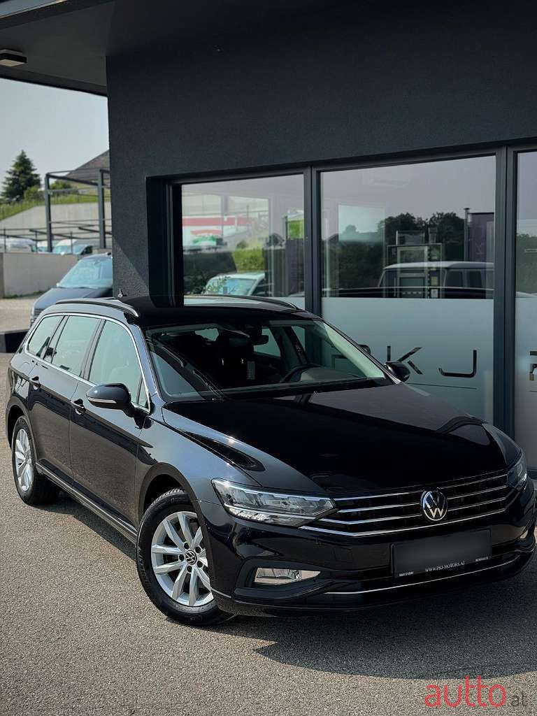 2020' Volkswagen Passat photo #2