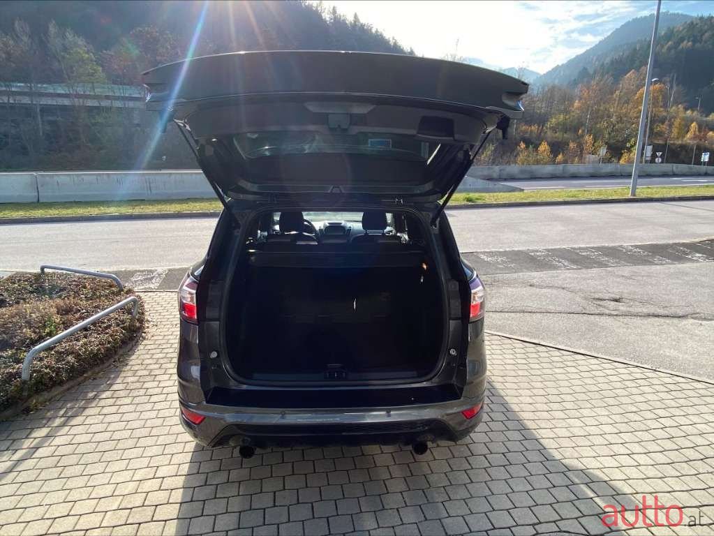 2019' Ford Kuga photo #6